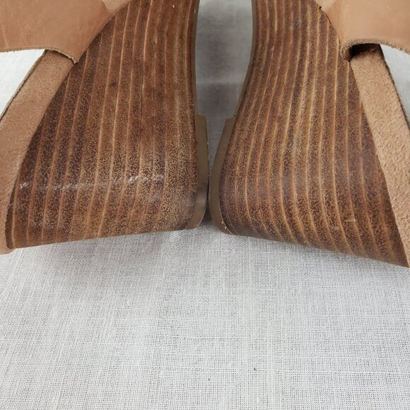 Franco Sarto Dare Nude Leather T-Strap Open Toe Wedge Sandals Womens Size 10 - Picture 6 of 10